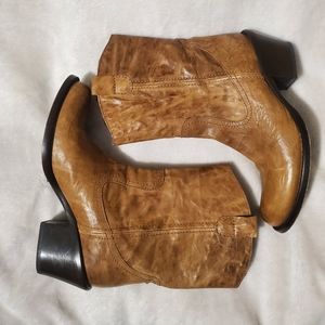 Vero Cuoio Cowboy Boots